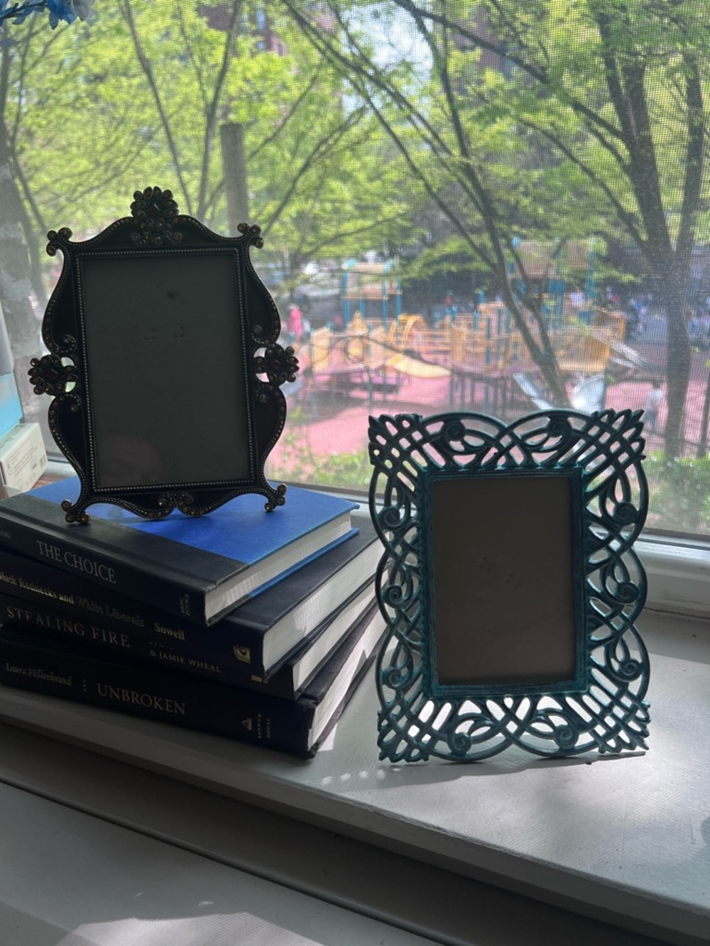 Vintage 1987 photo frame handcrafted in Taiwan by Terragrafics